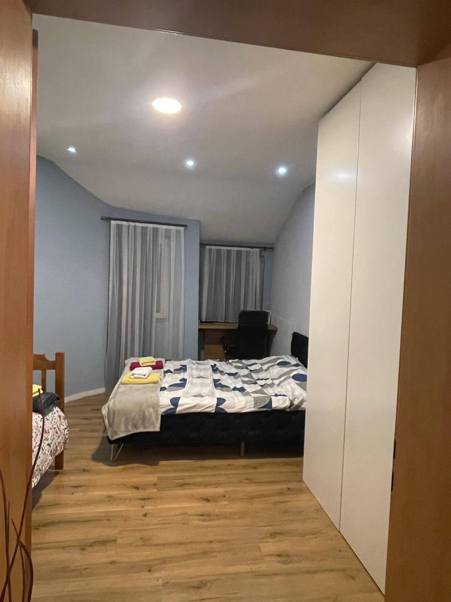 Ora-Prn,Cosy Apartment In The City Center Pristina Extérieur photo