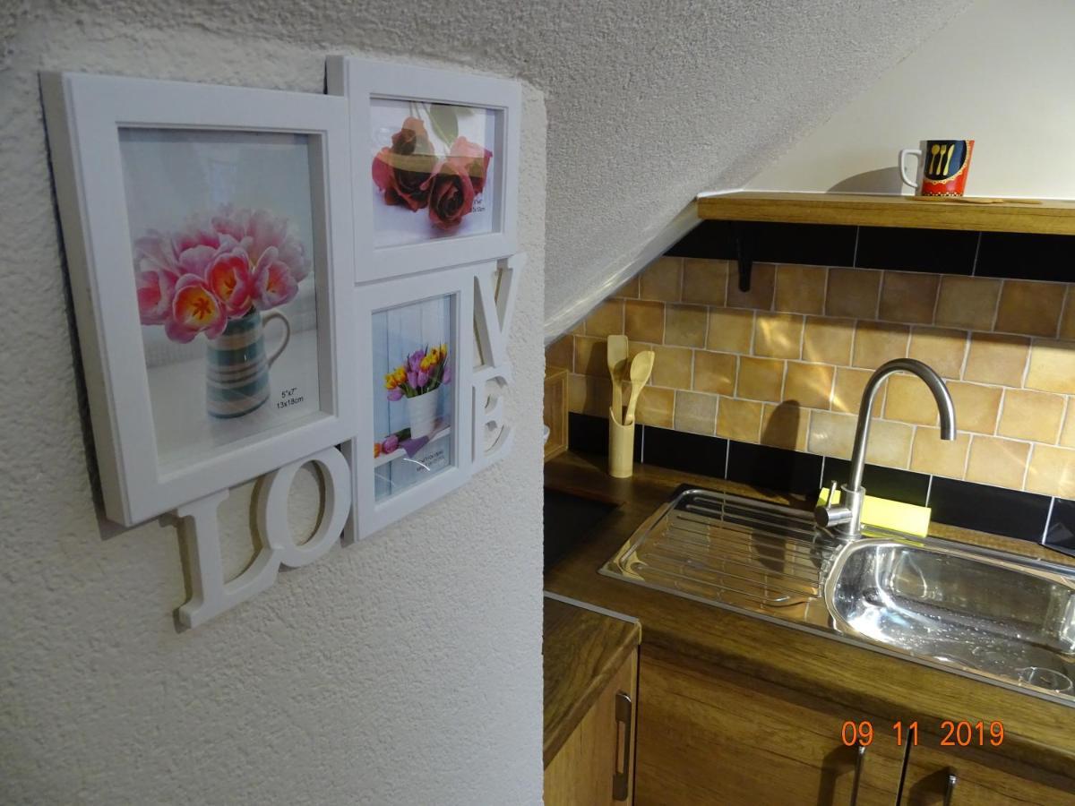 Ora-Prn,Cosy Apartment In The City Center Pristina Extérieur photo